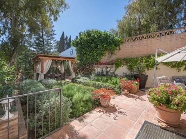 Casa en alquiler en Nueva Andalucía, Costa del Sol Occidental