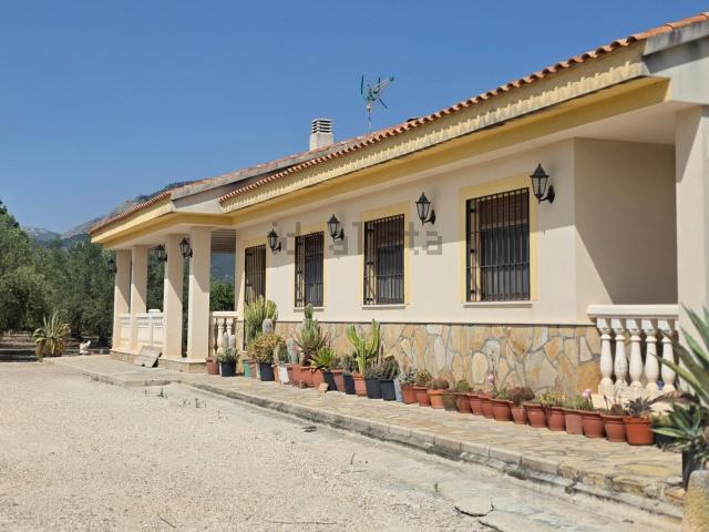 Casa en venta en el Comtat, Valencia