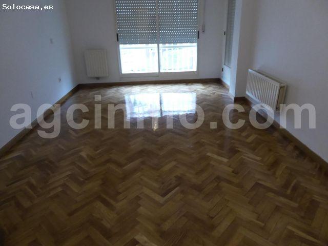 Casa en alquiler en Valladolid, Parquesol