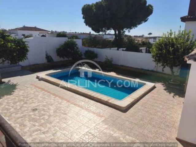 Chalet en alquiler en Alcalá de Guadaíra, Sevilla