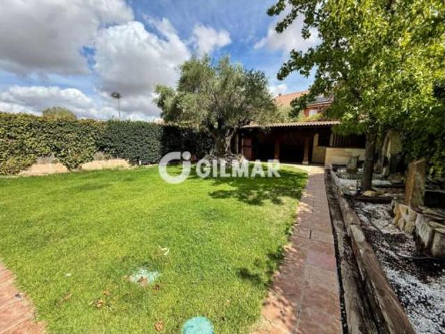 Chalet en alquiler en Algete, Madrid