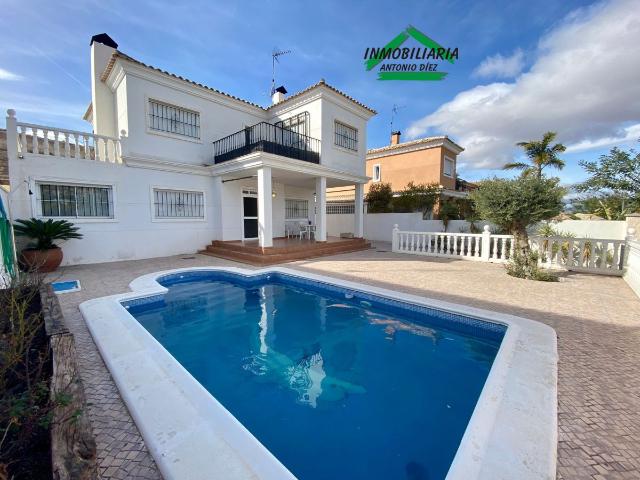 Chalet en alquiler en el Vinalopó Mitjà / El Vinalopó Medio, Valencia