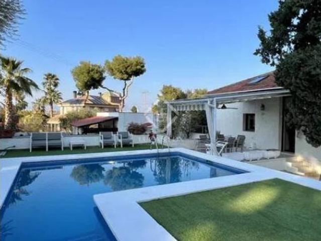 Chalet en alquiler en Vistahermosa, l'Alacantí