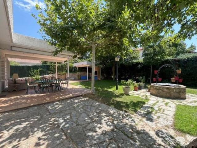 Chalet en alquiler en Alpedrete, Madrid