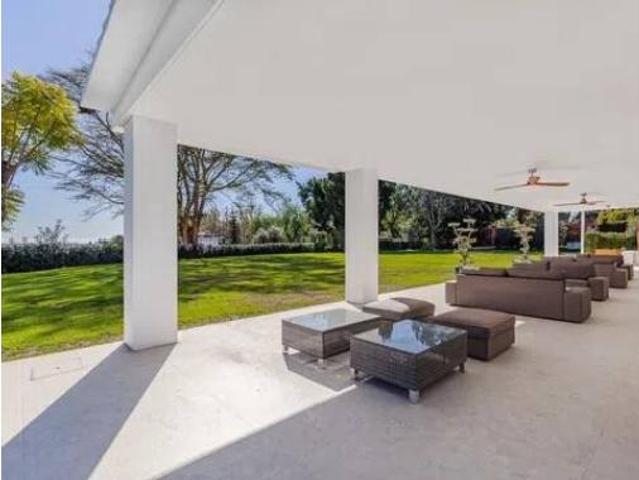 Chalet en alquiler en La Alquería-El Paraíso, Costa del Sol Occidental