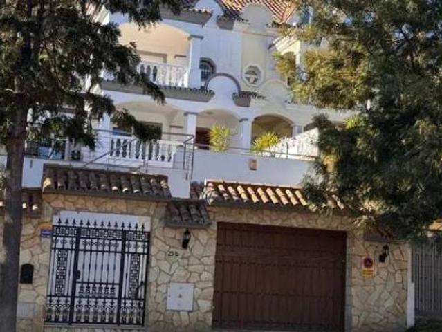 Chalet en alquiler en Torrequebrada, Costa del Sol Occidental