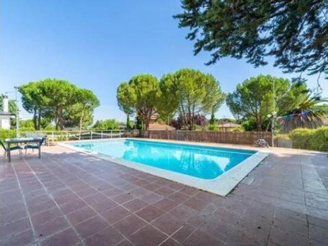 Chalet en alquiler en Boadilla Del Monte, Madrid