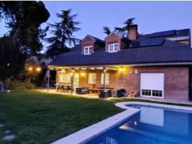 Chalet en alquiler en Viñas Viejas, Boadilla Del Monte