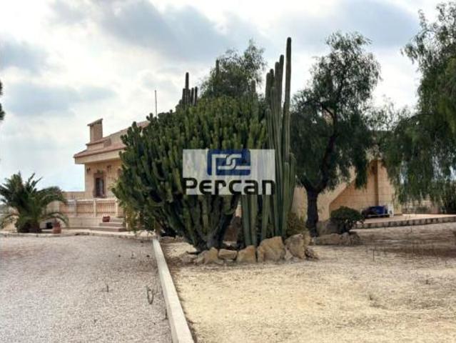 Chalet en alquiler en Pisnella, l'Alacantí