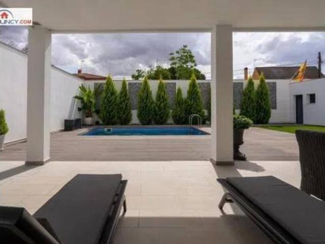 Chalet en alquiler en Dos Hermanas, Andalucía