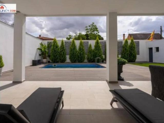 Chalet en alquiler en Dos Hermanas, Andalucía