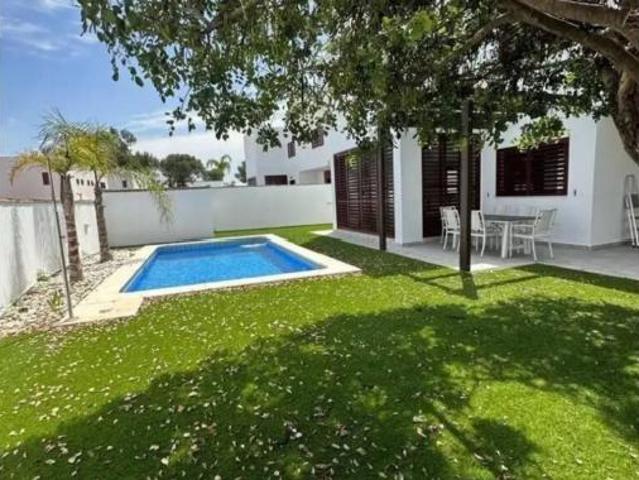 Chalet en alquiler en Distrito de Quinto, Dos Hermanas