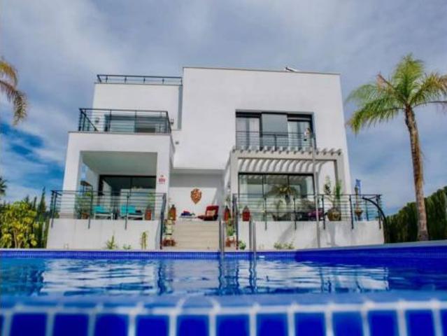 Chalet en alquiler en Resinera-Voladilla, Costa del Sol Occidental