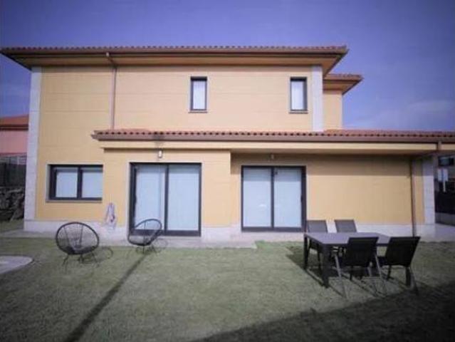 Chalet en alquiler en Santa Cecilia de Trasancos, Ferrol