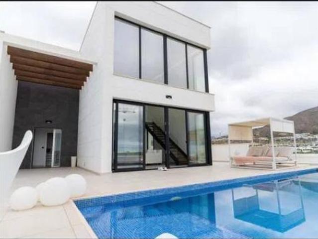 Chalet en alquiler en Urbanització Golf Badia, la Marina Baixa