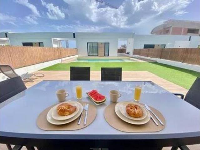 Chalet en alquiler en la Marina Baixa, Valencia