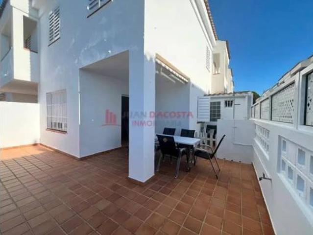 Chalet en alquiler en Urbasur, Costa Occidental