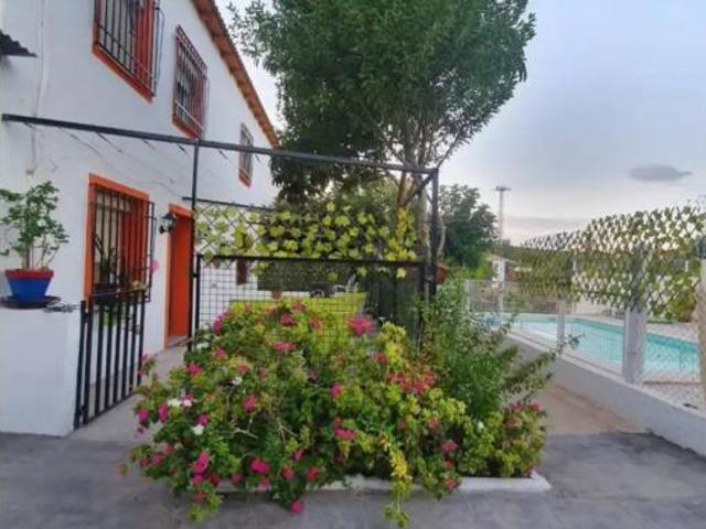 Chalet en alquiler en Polígono Industrial Quiebracántaros, Jaén