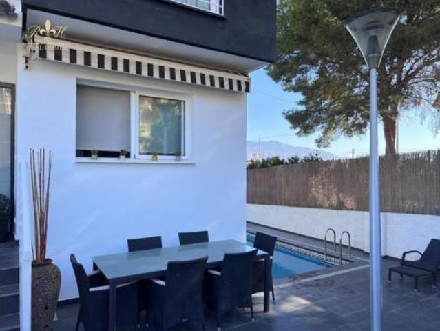 Chalet en alquiler en la Marina Baixa, Valencia