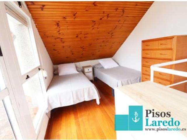 Chalet en alquiler en Laredo