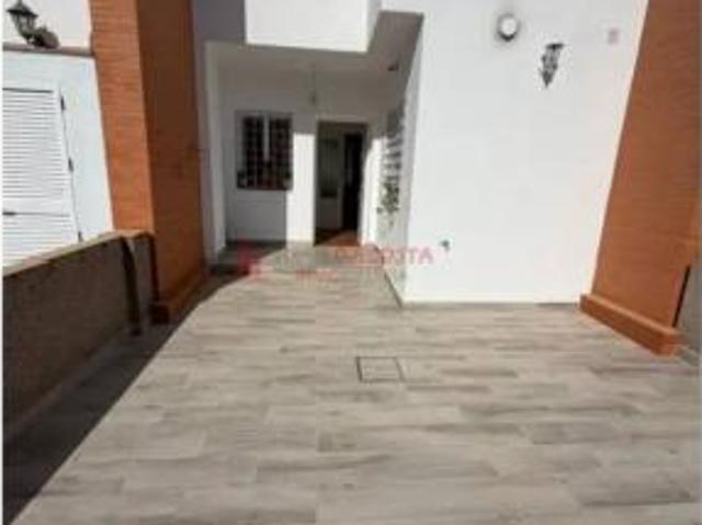 Chalet en alquiler en La Antilla, Costa Occidental
