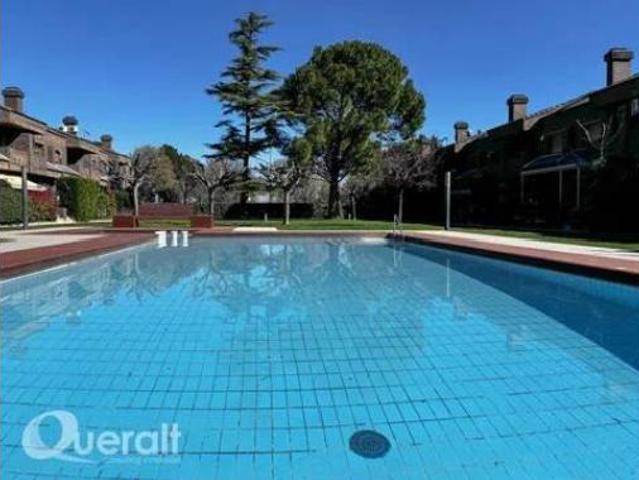 Chalet en alquiler en Vila Montcada, Segrià