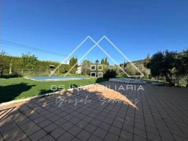Chalet en alquiler en Cristo Marroquí, Lucena