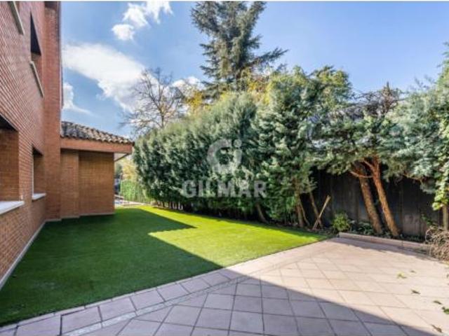 Chalet en alquiler en Ciudad Lineal, Madrid