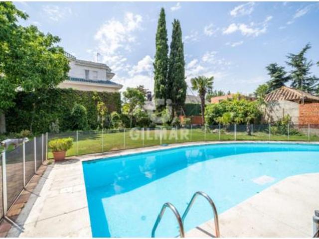 Chalet en alquiler en Ciudad Lineal, Madrid