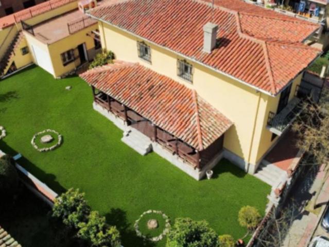 Chalet en alquiler en Carabanchel, Madrid