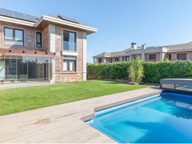 Chalet en alquiler en Majadahonda, Madrid