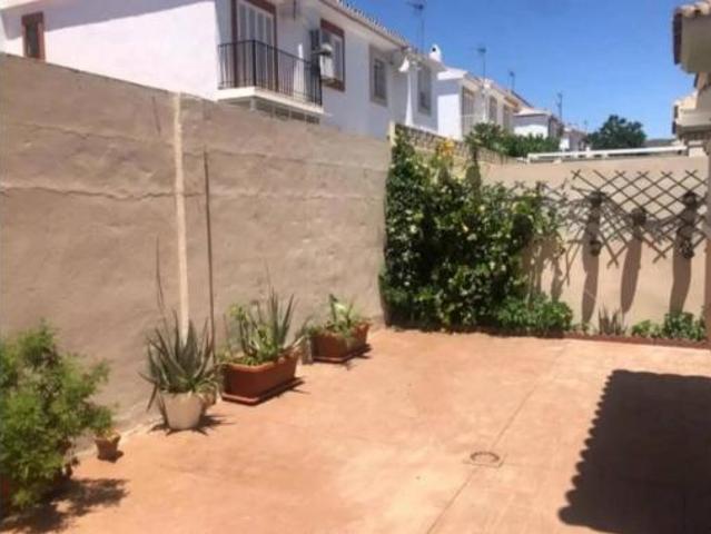 Chalet en alquiler en Puerto de la Torre, Málaga-Costa del Sol
