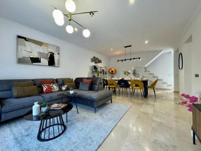Chalet en alquiler en La Carolina, Costa del Sol Occidental
