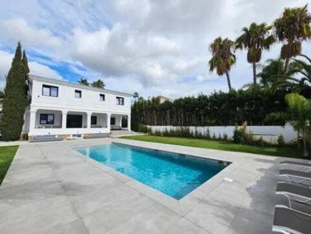 Chalet en alquiler en Nueva Andalucía, Costa del Sol Occidental