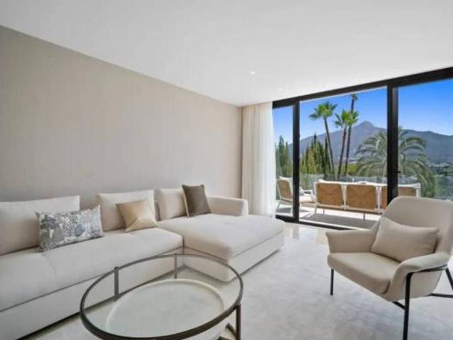 Chalet en alquiler en Nueva Andalucía, Costa del Sol Occidental