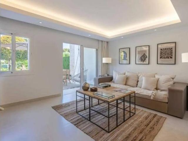 Chalet en alquiler en Nueva Andalucía, Costa del Sol Occidental