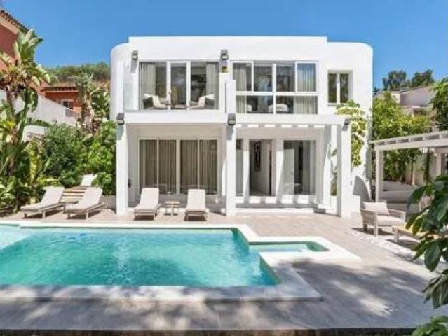 Chalet en alquiler en Nueva Andalucía, Costa del Sol Occidental