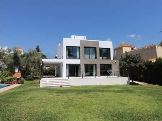 Chalet en alquiler en Nueva Andalucía, Costa del Sol Occidental