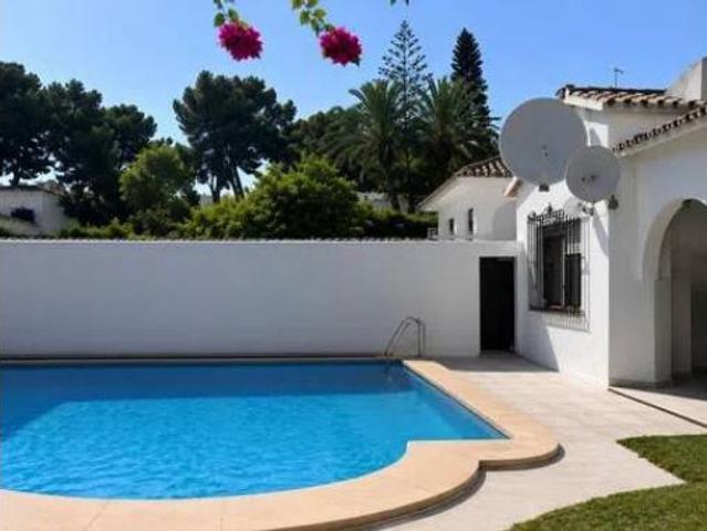 Chalet en alquiler en Nueva Andalucía, Costa del Sol Occidental