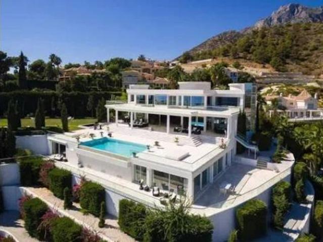 Chalet en alquiler en La Carolina, Costa del Sol Occidental