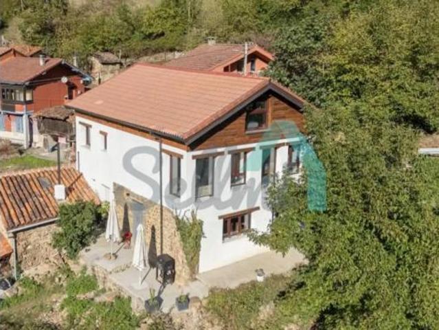 Chalet en alquiler en Mieres, Asturias