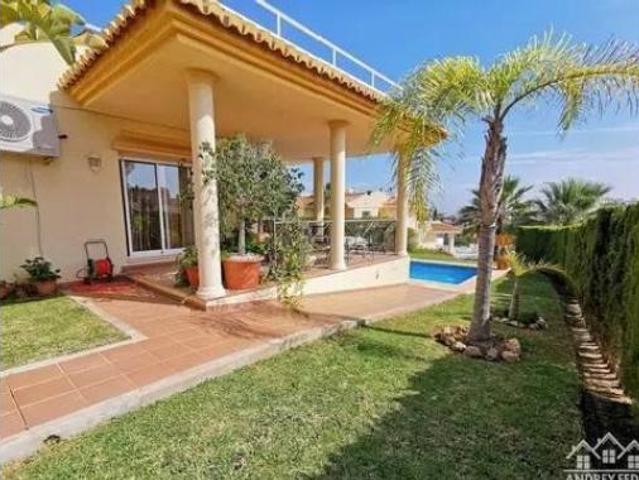 Chalet en alquiler en Urbanización Sitio de Calahonda, Costa del Sol Occidental