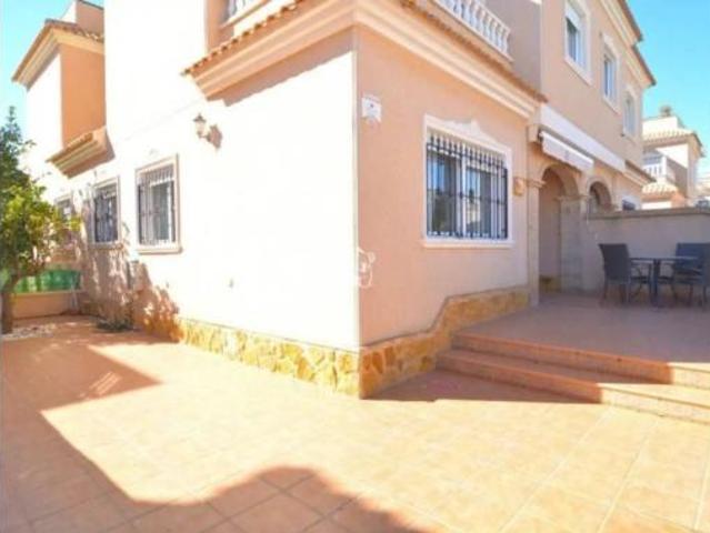 Chalet en alquiler en Torre de la Horadada, el Baix Segura / La Vega Baja