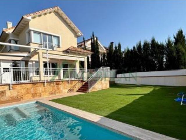 Chalet en alquiler en Pozuelo Estación, Pozuelo De Alarcón