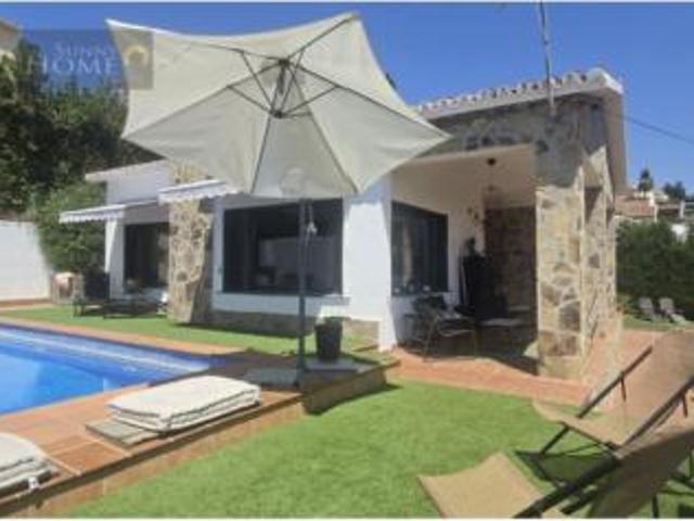 Chalet en alquiler en La Cala del Moral, La Axarquía