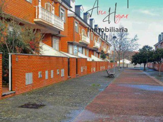 Chalet en alquiler en Oeste, Salamanca