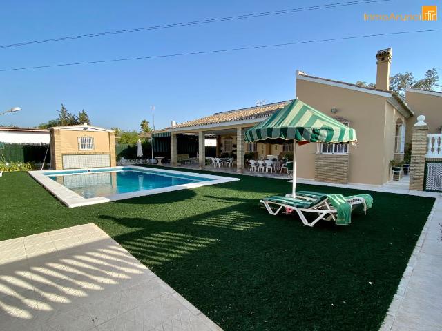 Chalet en alquiler en Morón De La Frontera, Sevilla