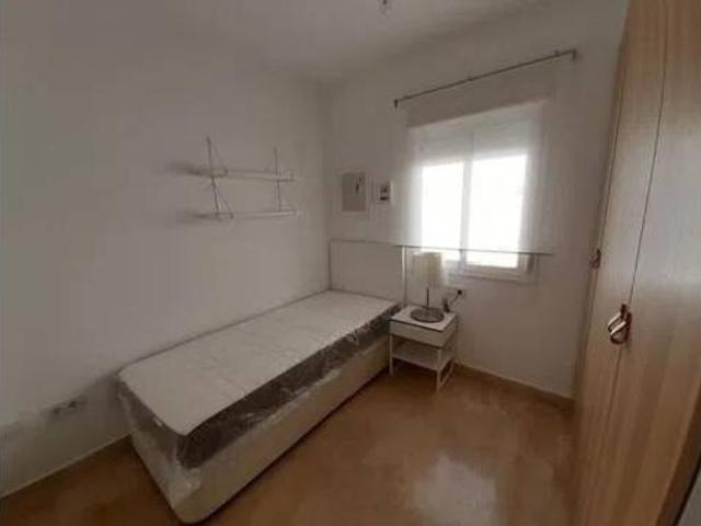 Chalet en alquiler en Utrera, Andalucía