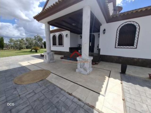 Chalet en alquiler en Utrera, Andalucía