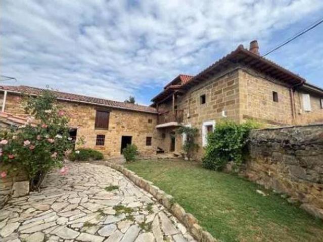 Chalet en alquiler en Valderredible, Cantabria